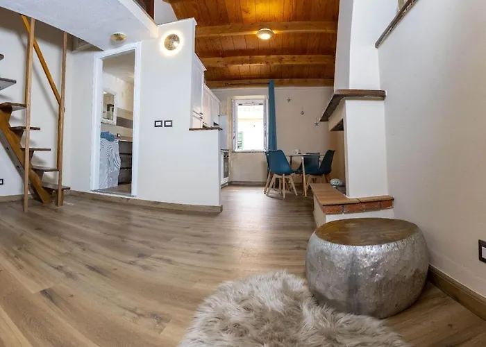 Loft Daenerys Centro Storico דירה *