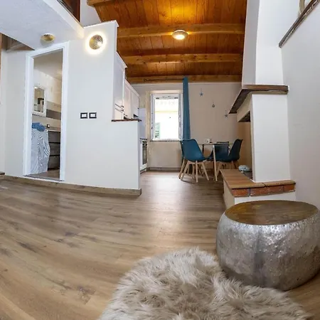 Loft Daenerys Centro Storico Apartment *